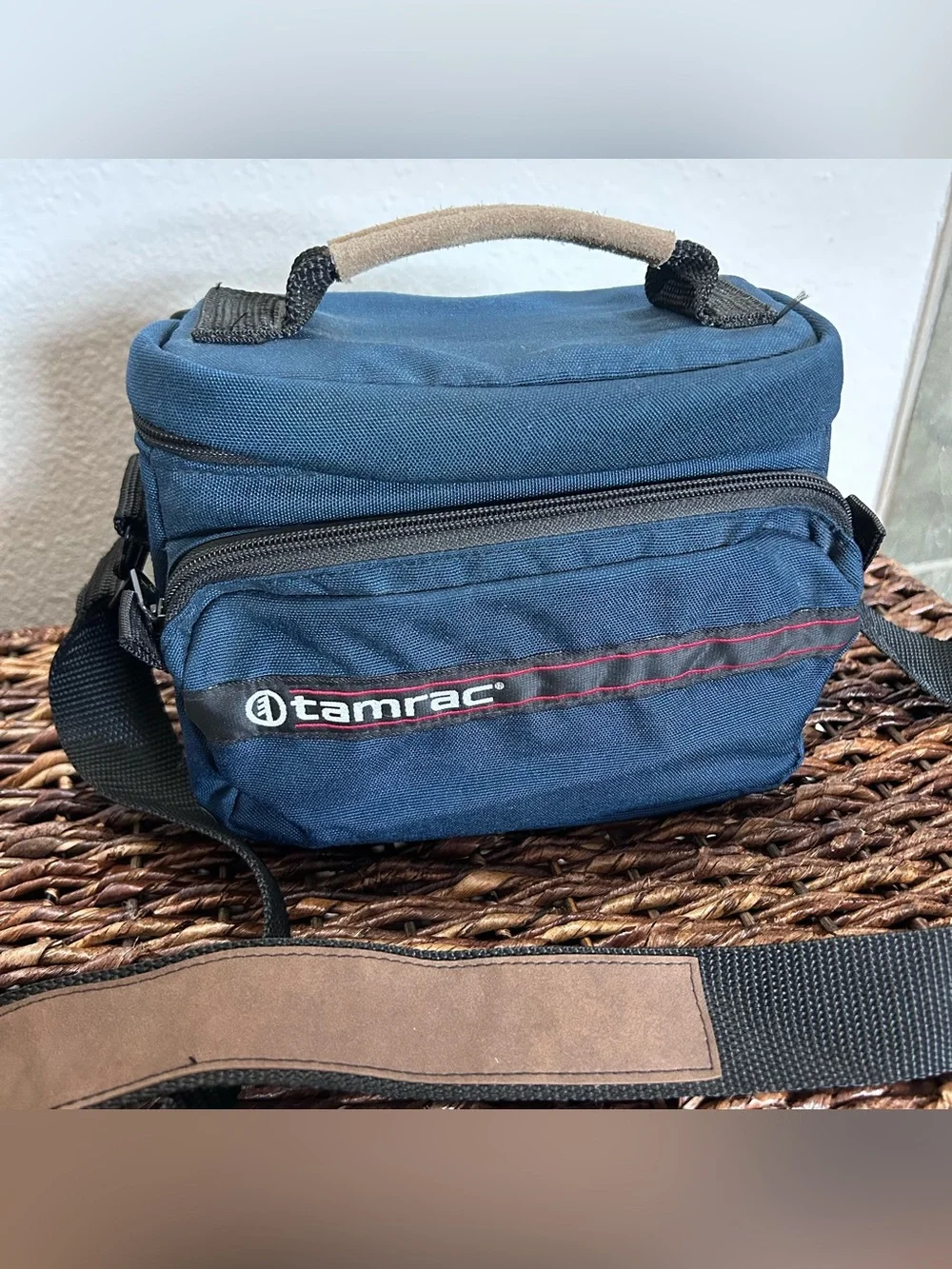 Vintage Tamrac Camera Carry Shoulder Bag w/Strap, Adjustable, Pocket, Blue/Black